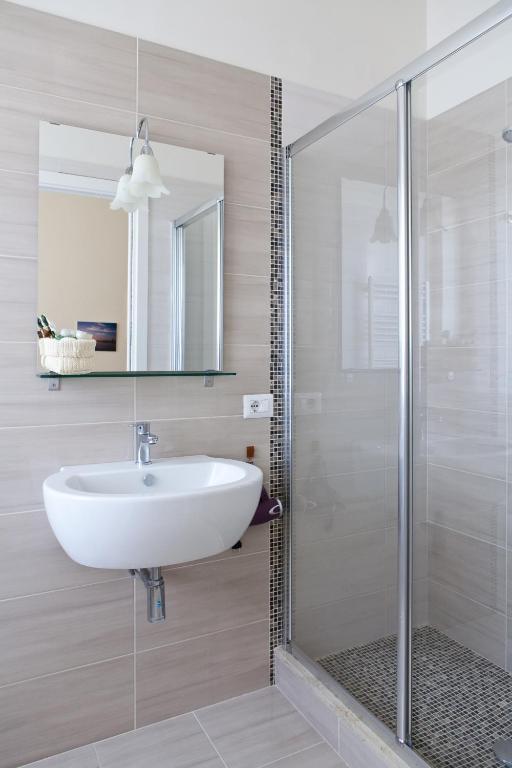 B&B Petali Trapani Bilik gambar